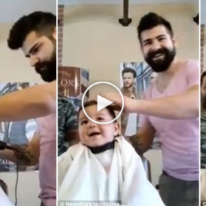 Preu flokët për herë të parë, reagimi i vogëlushit ka bërë të gjithë për vete…(VIDEO)