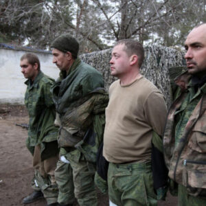 Tërë batalioni rus dorëzohet para ukrainasve, përulen ushtarët e Rusisë: Nuk dinim gjë për pushtimin