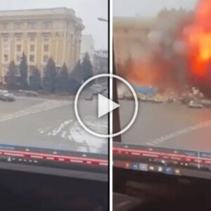 Sulme masive nga ajri, pamjet e momentit tragjik kur qyteti ukrainas bombardohet nga Rusia (Video)