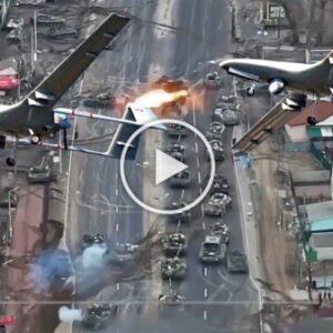 “Droni Turk “Bayraktar TB-2” në Sulm kundër Rusëve qëllon një kolon të tërrë me tanke Ruse”/Video