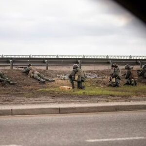 300 tanke të Bjellorusisë në kufi me Ukrainën, Polonia lëshon ALARMIN: Sa më shpejt
