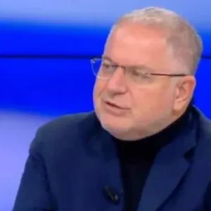 I pakënaqur me rrogën 18 milionë lekë në muaj, habit Baton Haxhiu: ‘Meritoj 100 mijë euro’