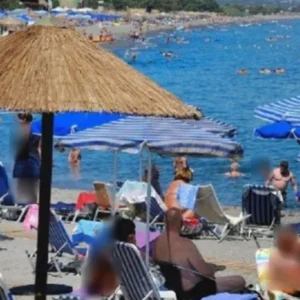 Greqia u jep 150 Euro qytetareve te saj qe te kenaqen per pushime. Po Shqiperia cfare i jep qytetareve?